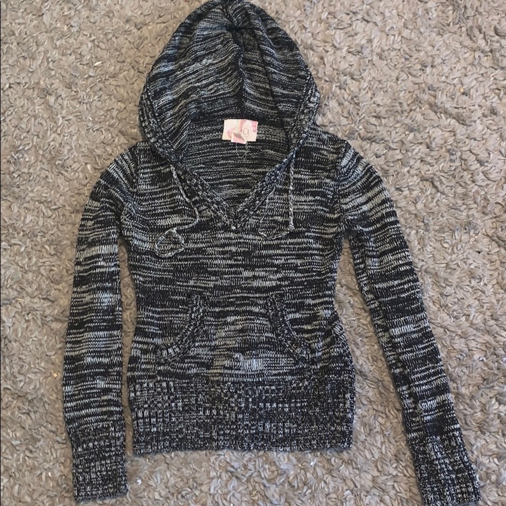 Black/White Sweater